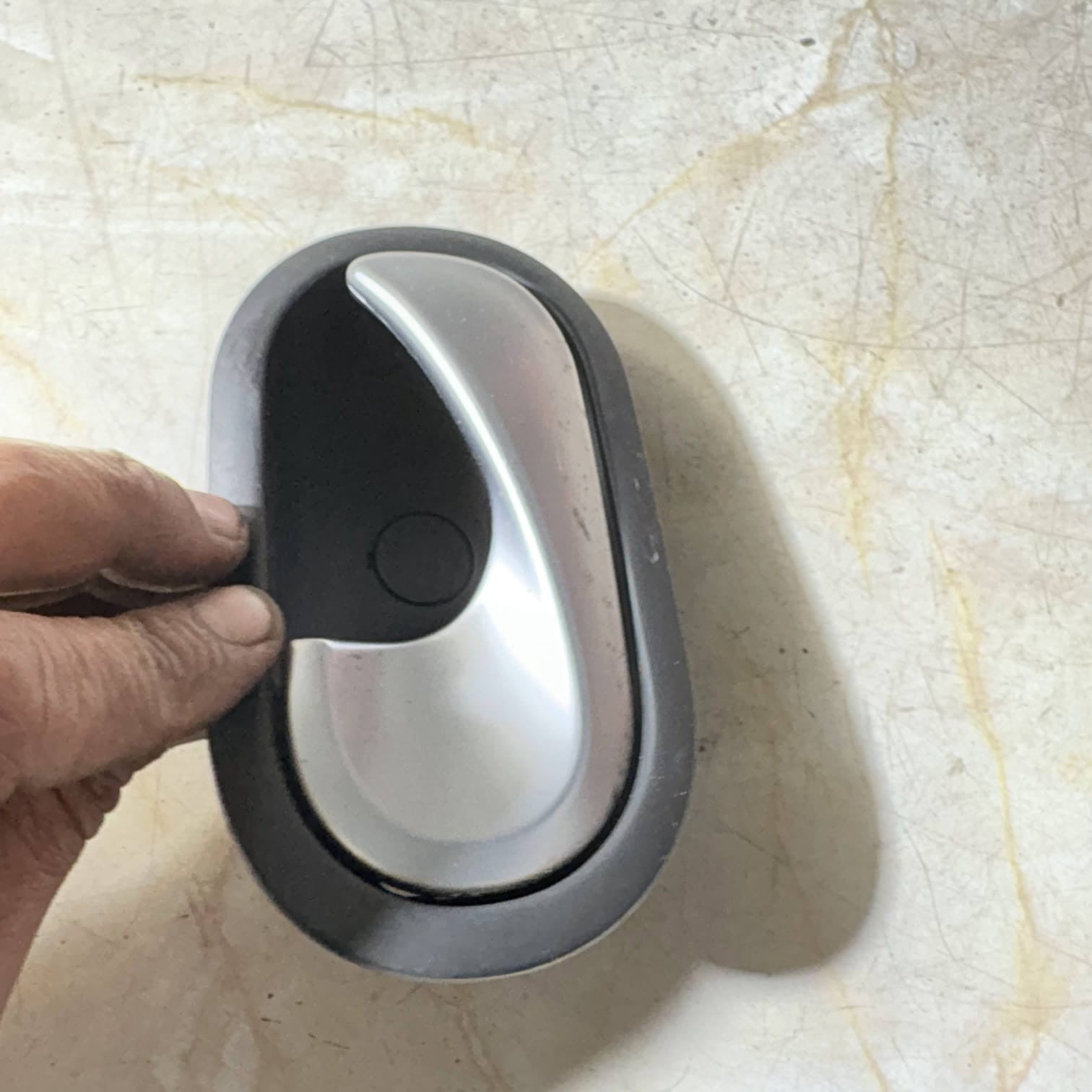 RENAULT SCENIC MK2 2003-2009 FRONT LEFT PASSENGER INNER DOOR HANDLE PULL TRIM