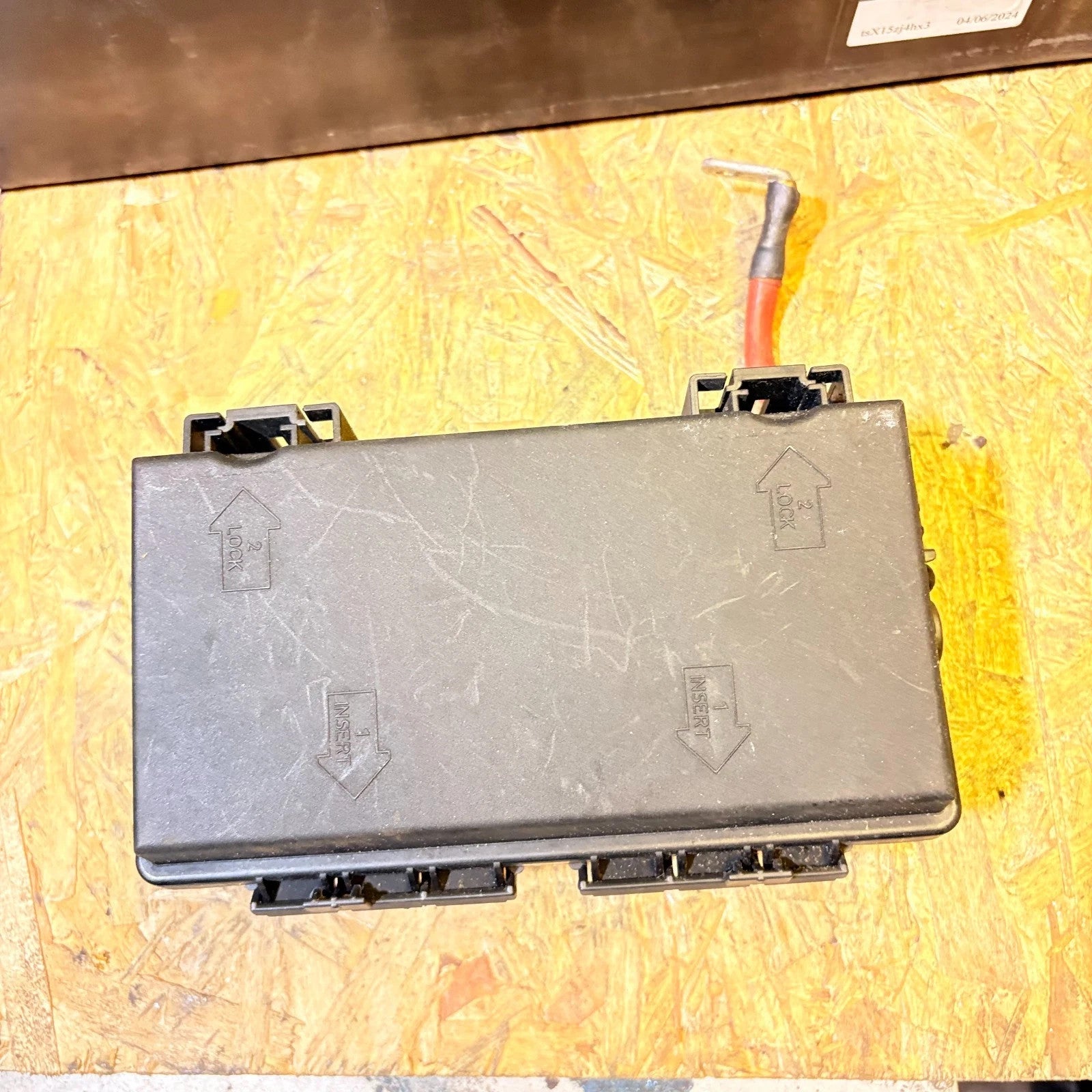 Vauxhall Corsa D 2006-2014 Underbonnet Fuse Box UEC/BCM 13217392EF