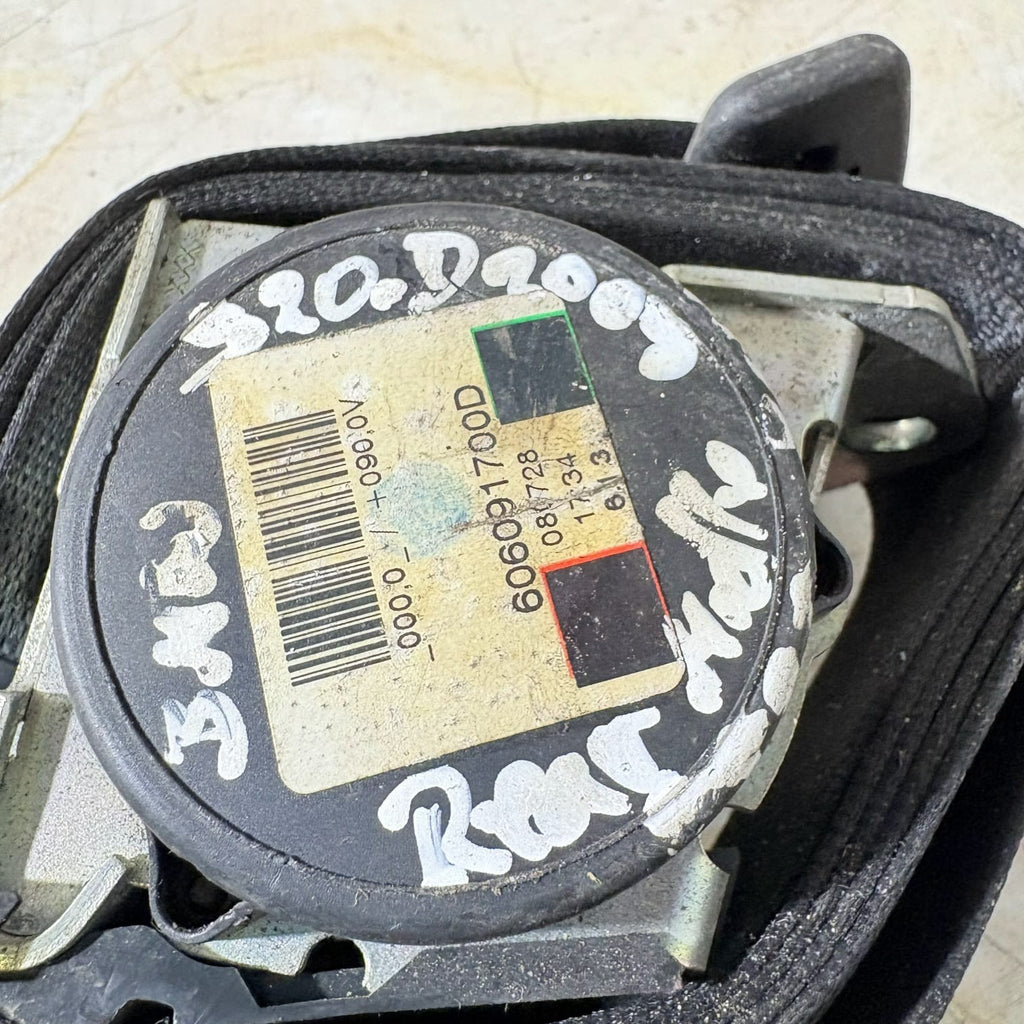 BMW 3 SERIES E90 05-13 REAR CENTRE MIDDLE SEAT BELT 606091700D 2008