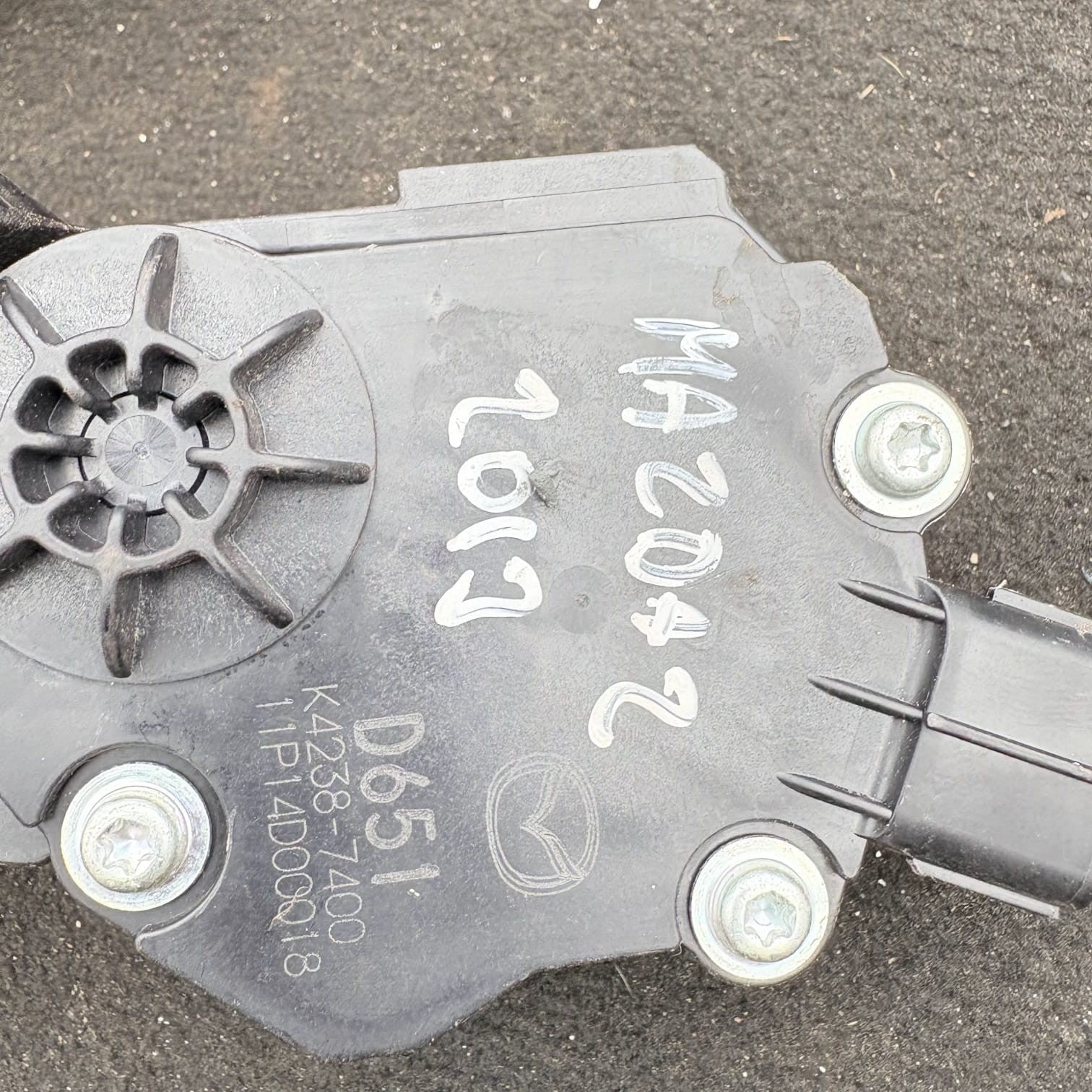 MAZDA 2 ACCELERATOR THROTTLE PEDAL 1.3 PETROL K4238-7400 (2013)