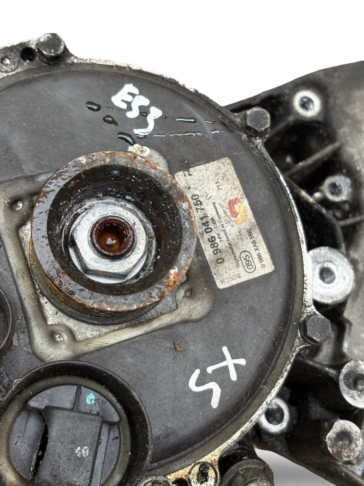 BMW 5-Series E39 535i M62 V8 Original Generator Water-Cooled 12.31-7508054