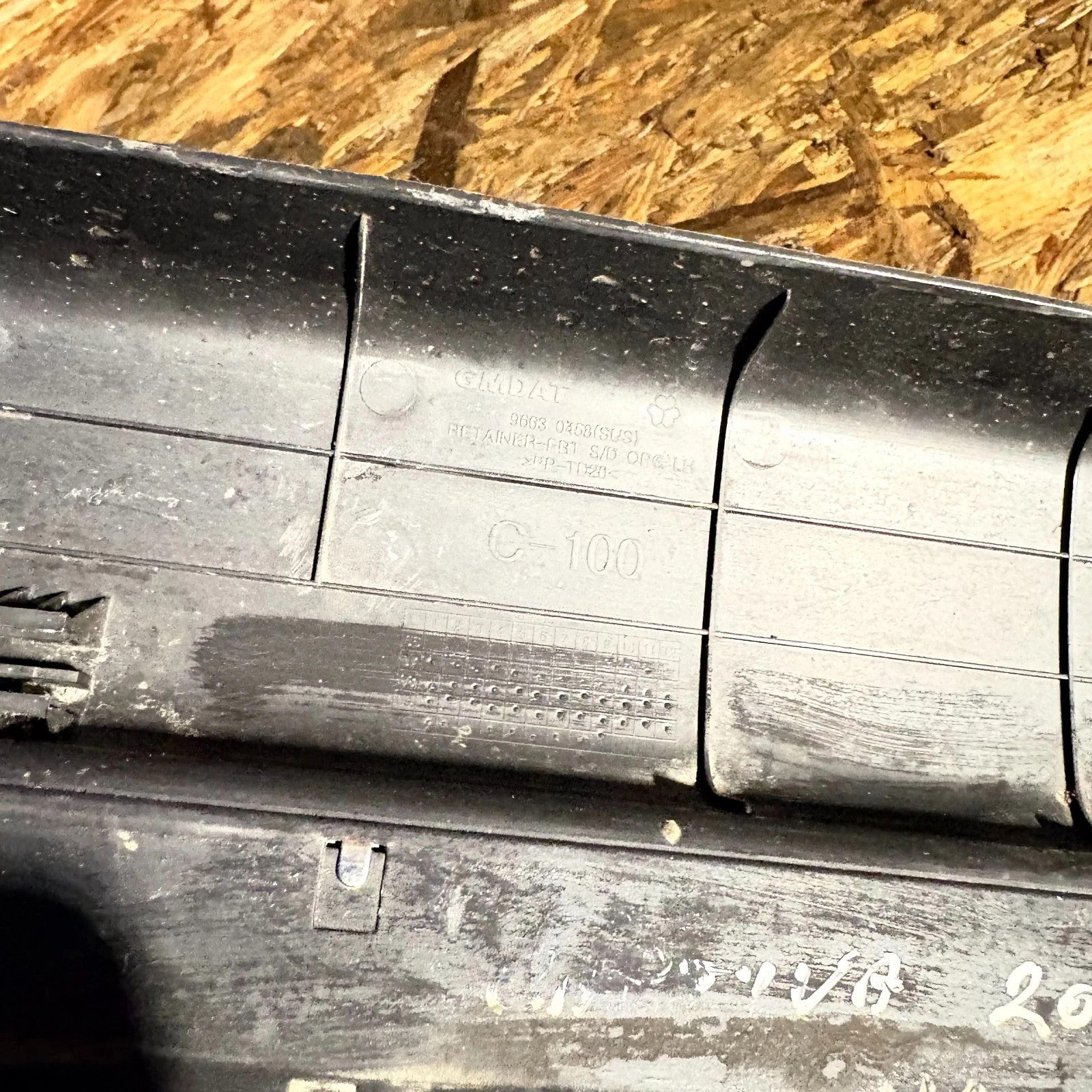 Chevrolet Captiva 2006-2011 LH Front Door Sill Scuff/Kick Plate Trim 96630458