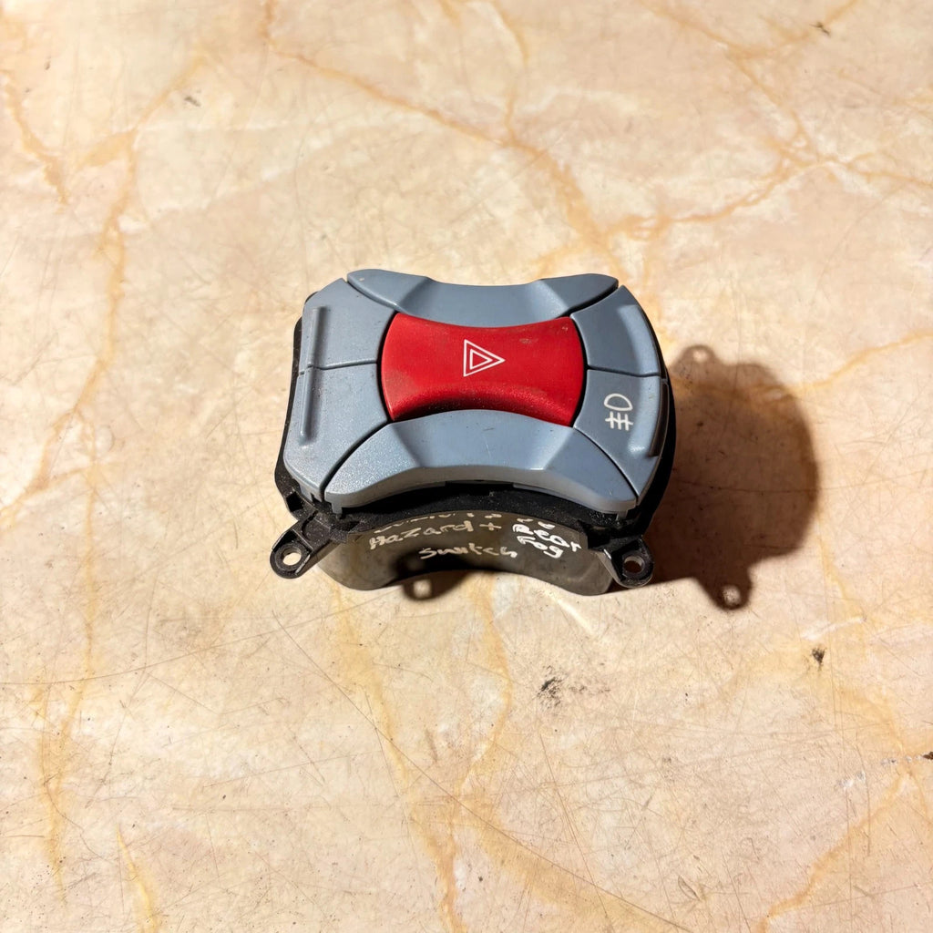 FIAT DOBLO CARGO 16V MULTIJET 2006-2010 HAZARD + REAR FOG SWITCHES