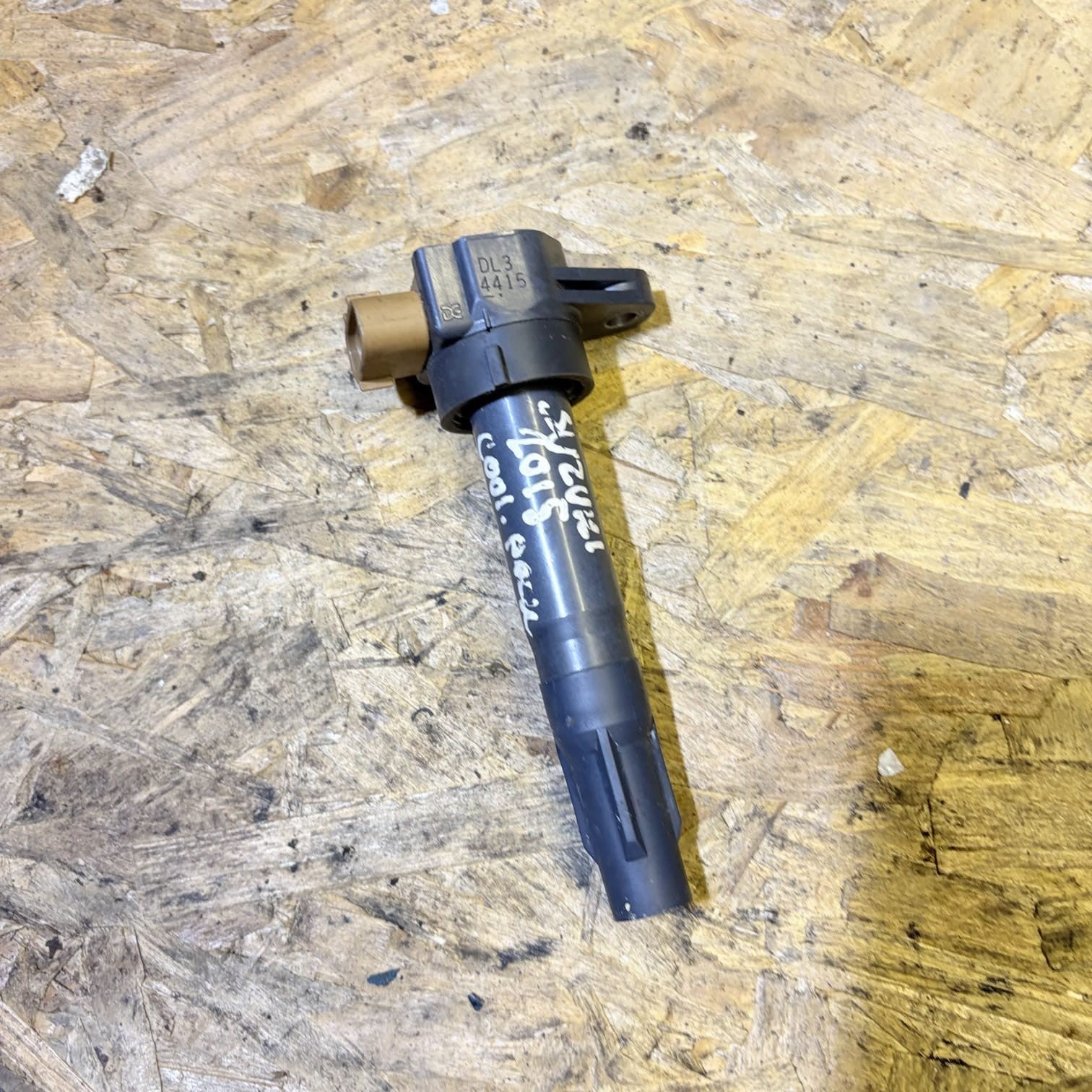 2015 MITSUBISHI GRANDIS IGNITION COIL 2400 FK0278