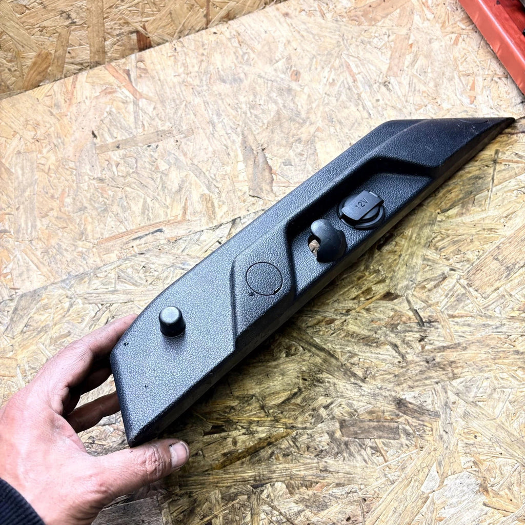 Kia Ceed JD 2012-2018 Right Boot Side Trim Panel +12V 85740A2000WK
