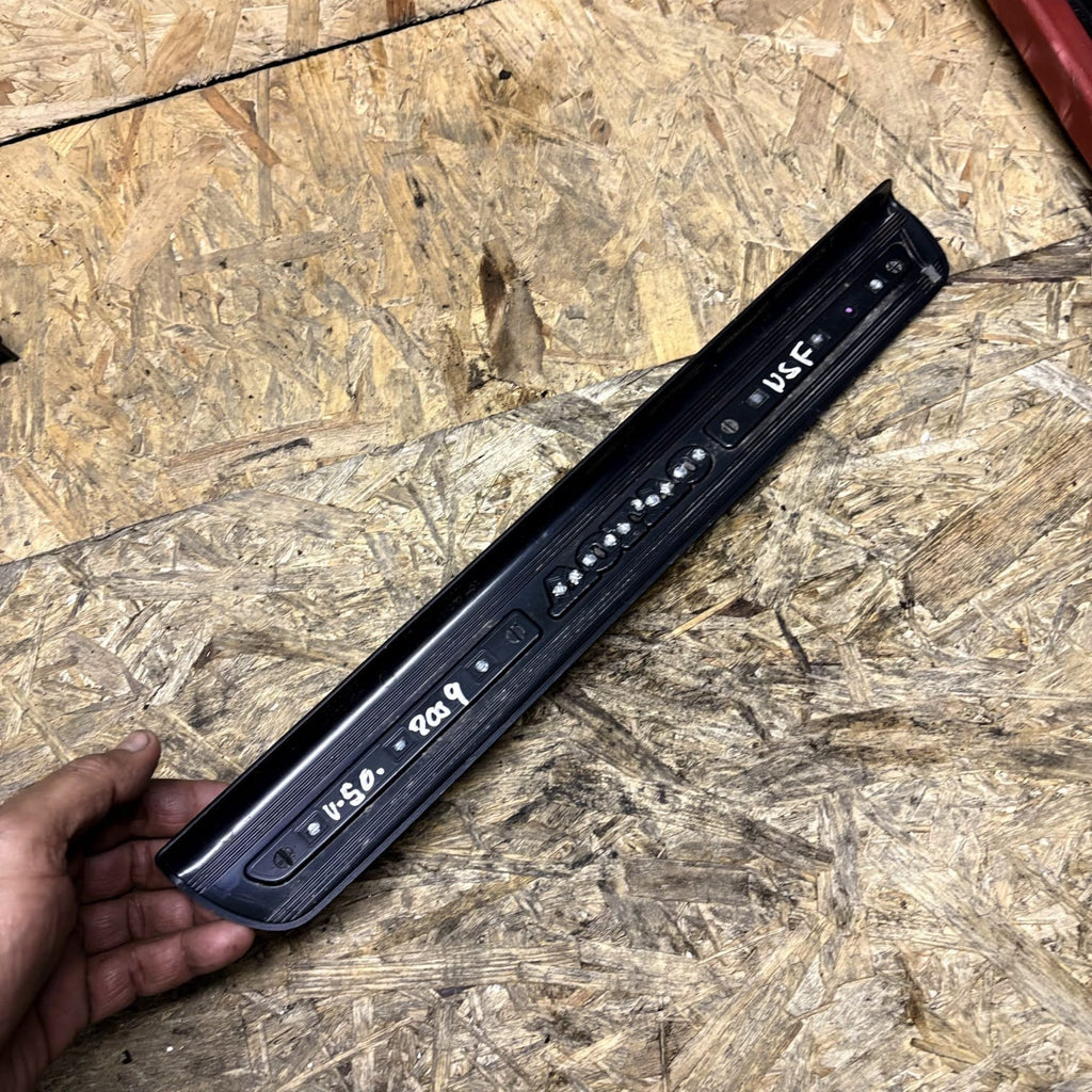 VOLVO S40 II Passenger side Interior Step Trim 30744287 2.00 Diesel21315213 2009
