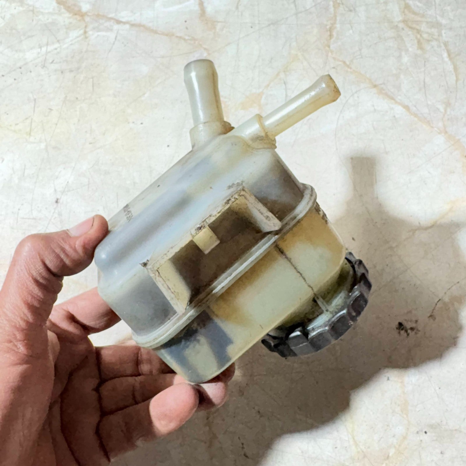 Toyota Avensis T25 D-4D Power Steering Fluid Reservoir Tank & Cap 2003-2009