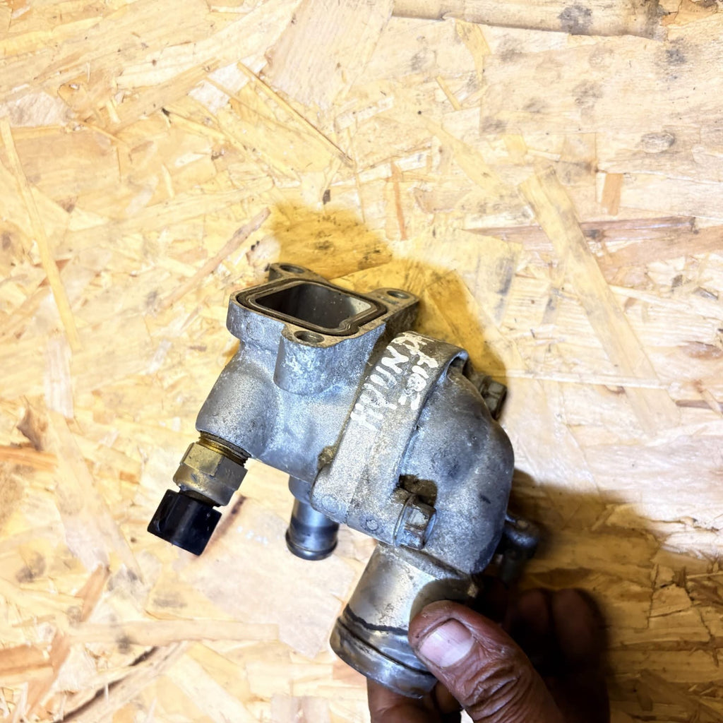 Honda Cbr 929 Rr 00-01 Thermostat Valve 19311Mcj305 19315Mcj000 2017