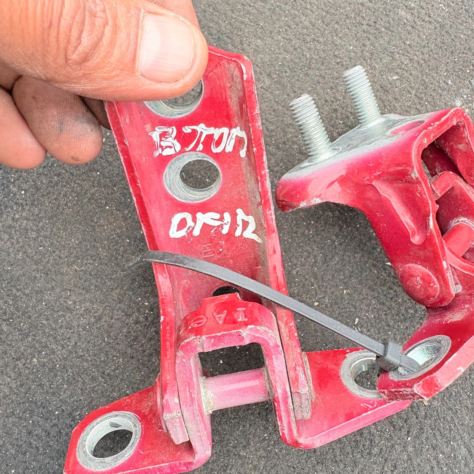 2010 MITSUBISHI LANCER GS2 OSR REAR DRIVER RIGHT SIDE DOOR HINGES PAIR