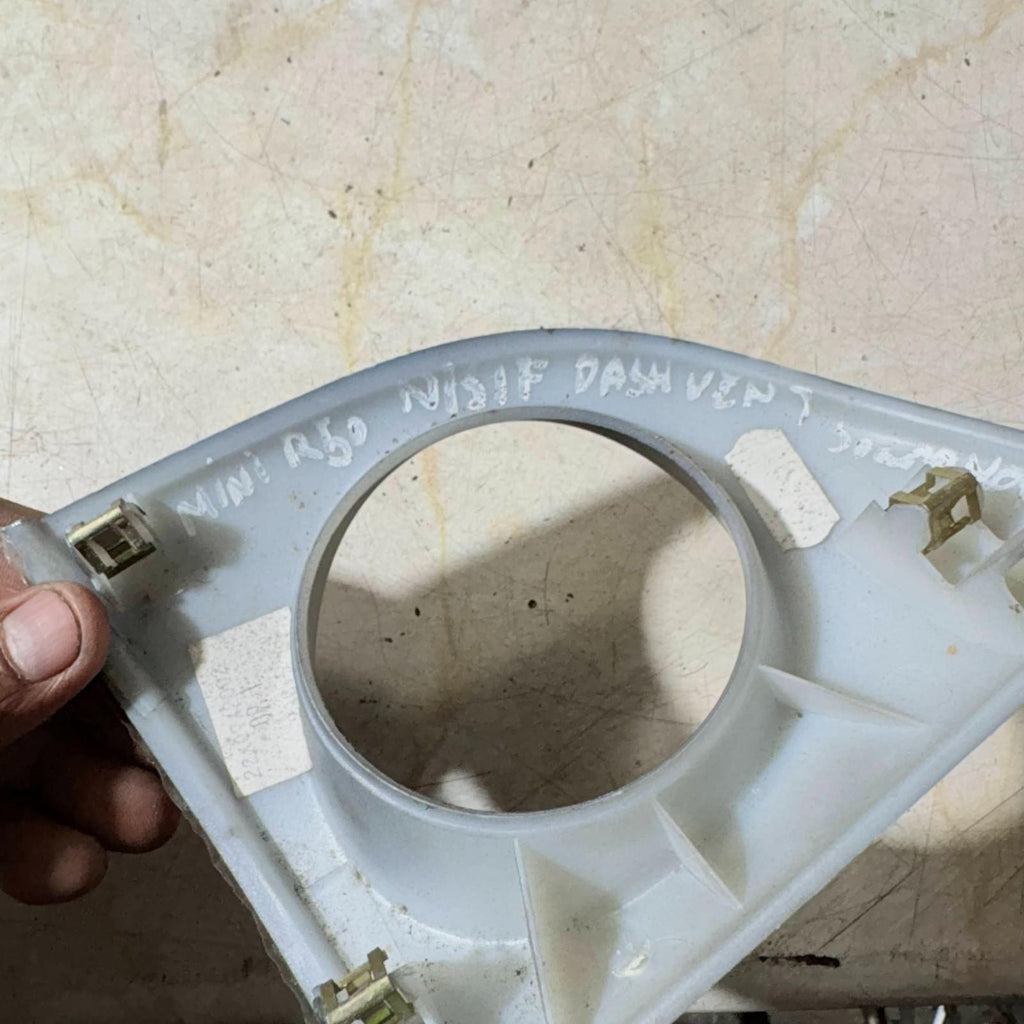 BMW Mini R50 Dashboard Air Vent Surround Trim Passenger Front Left Side 2001-06