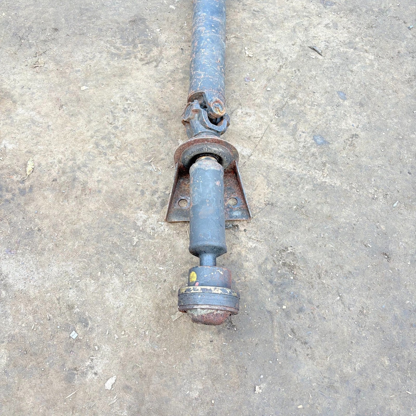 Mercedes Benz M-Class Drive Shaft Transfer Case Rear Axle A1634100802