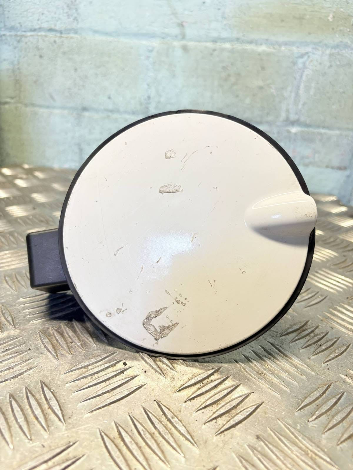 VAUXHALL ASTRA G MK4 DIESEL PETROL FUEL FILLER CAP FLAP COVER Z2AU 2013