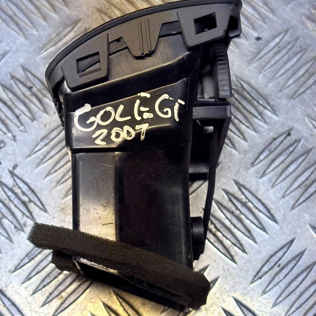VW Golf GT 2007 Passenger Side Dashboard Air Vent 1K0 819 703