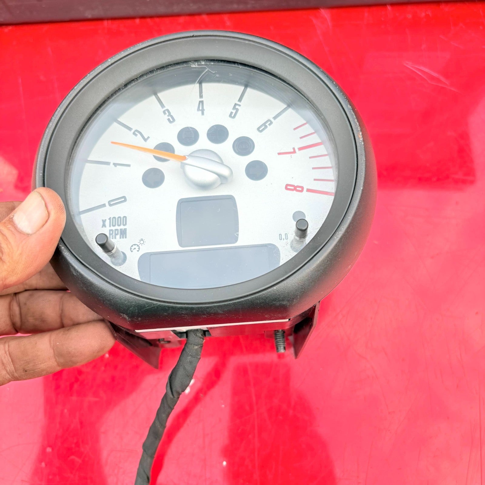 MINI CLUBMAN 2011 SPEEDO CLOCK 9 243 871-01