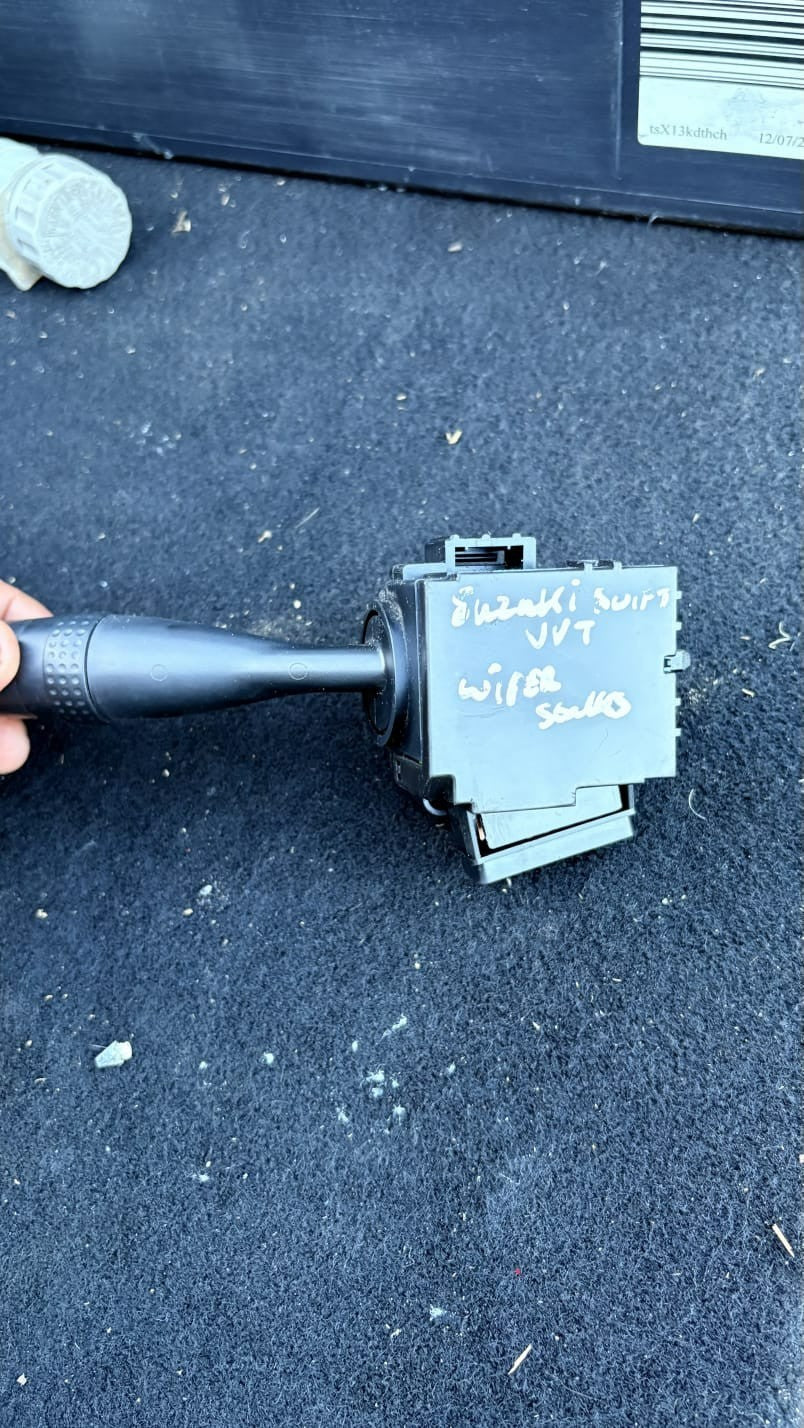 Suzuki ESwift VVT 2000-2010 Wiper Switch Stalk
