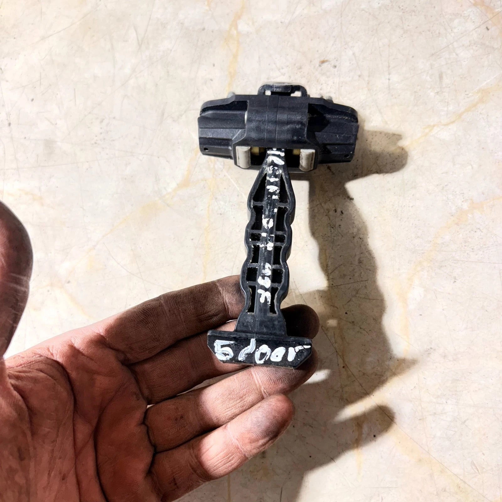 Ford Fiesta 2014 5 Door Front Right Door Check Strap Stay Limiter