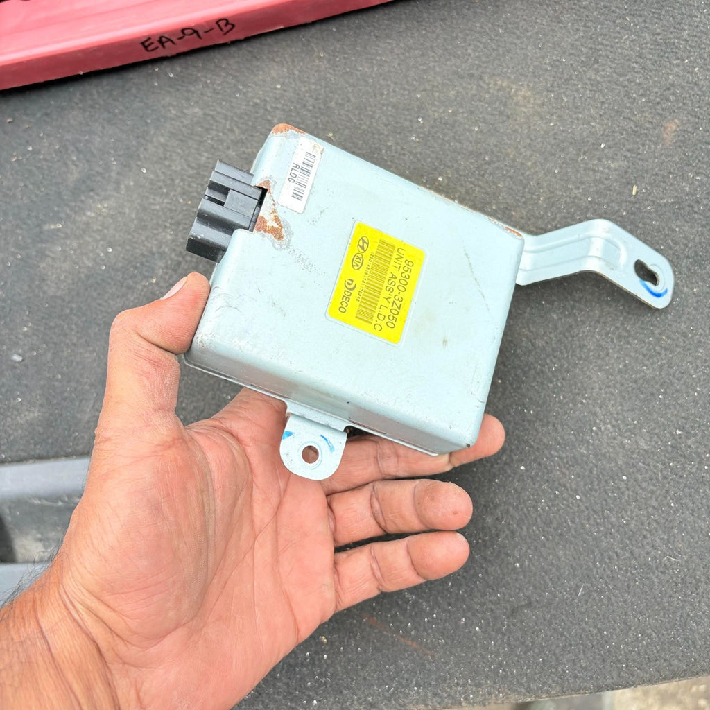 Hyundai I20 2014-2019 Ldc Control Module Ecu 95300-3z050-299105764