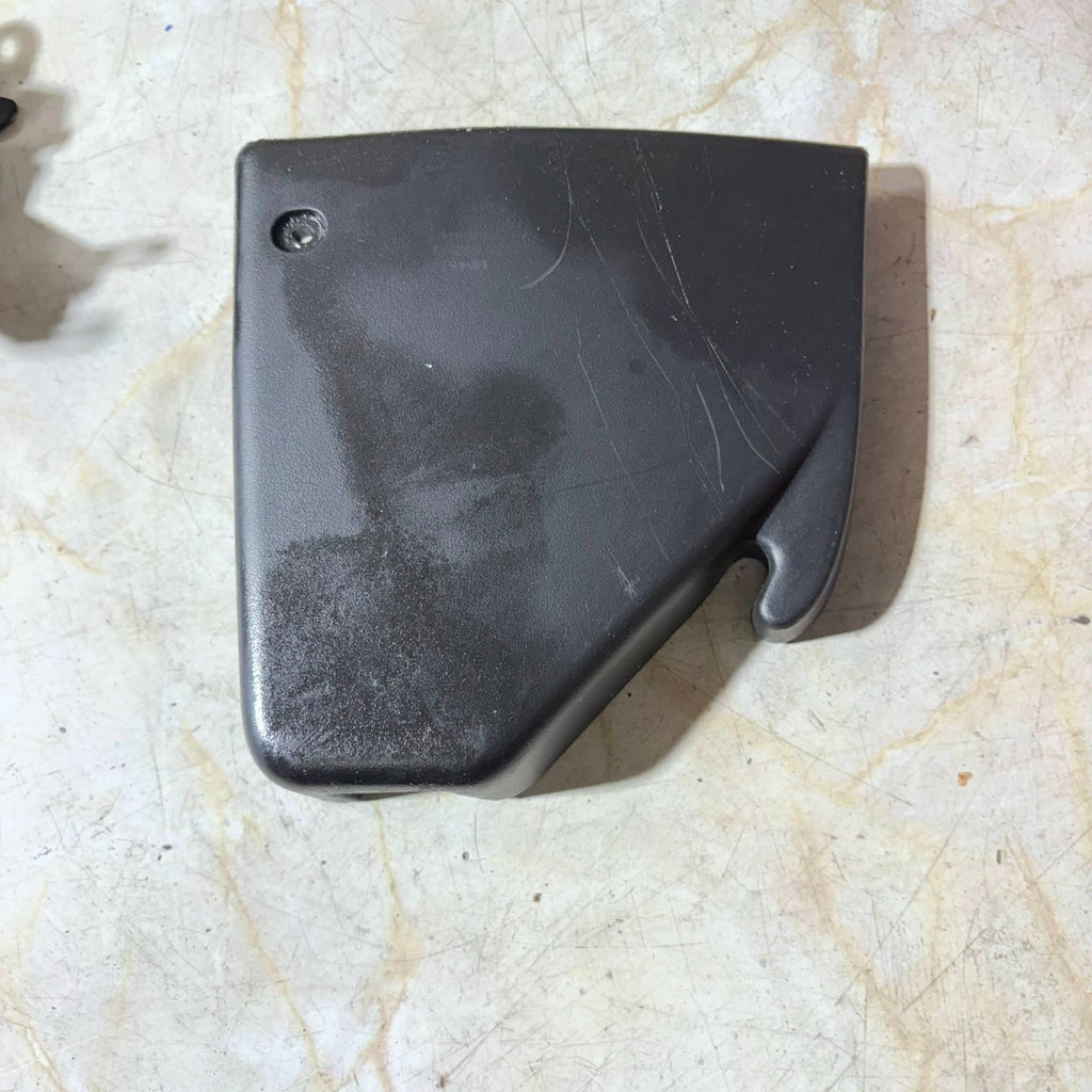 9644984977 INTERNAL PLASTIC TRUNK RIGHT REAR SIDE Peugeot 307 CC 2008