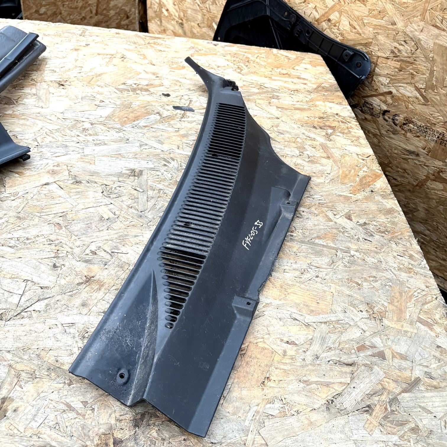 Fiat Doblo 223 cover cowl water box N/S 735279114DX-2003