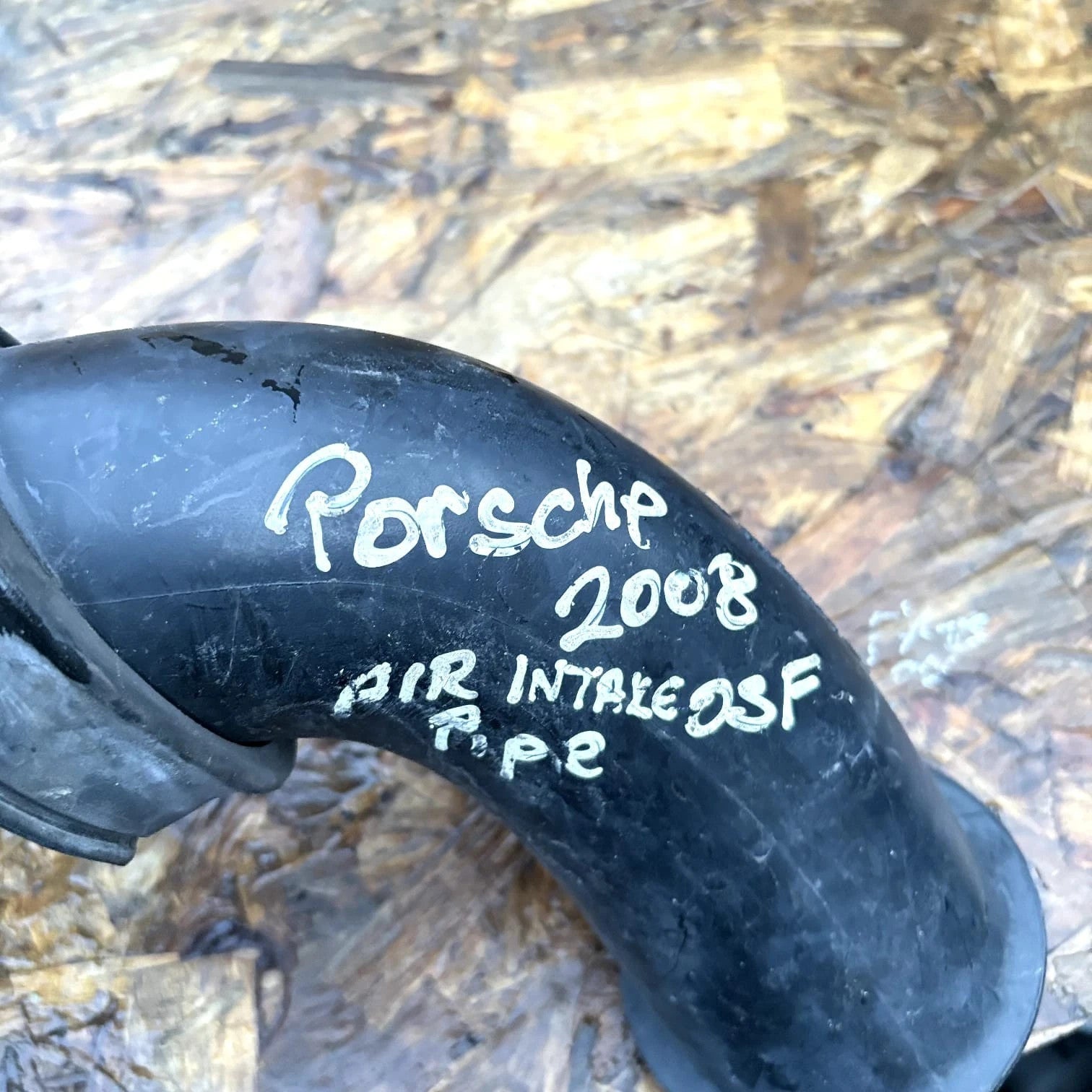 Porsche Cayenne 9P S 4.5 2008 O/S/F Air Intake Pipe 7L5129609 7L5129752 14505537