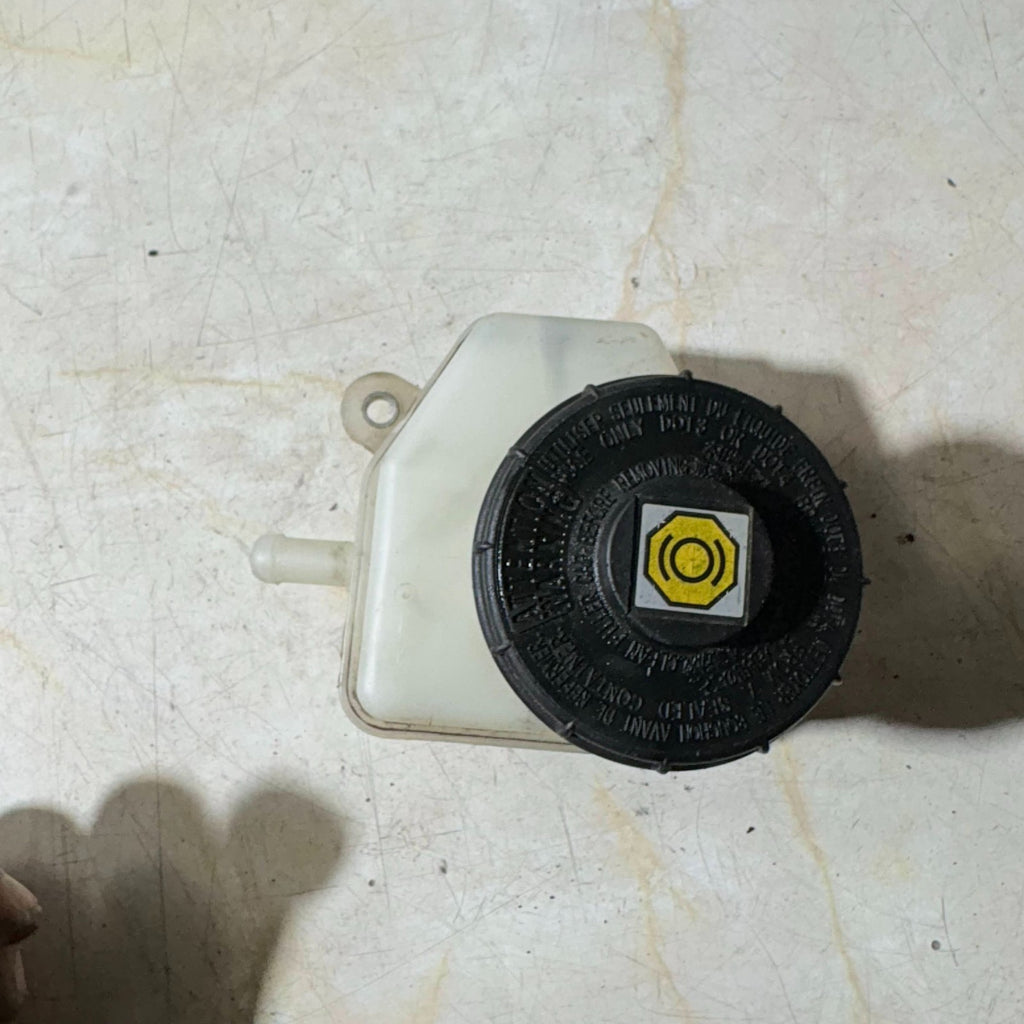 Honda CR-Z CRZ 2011 Master Brake Cylinder