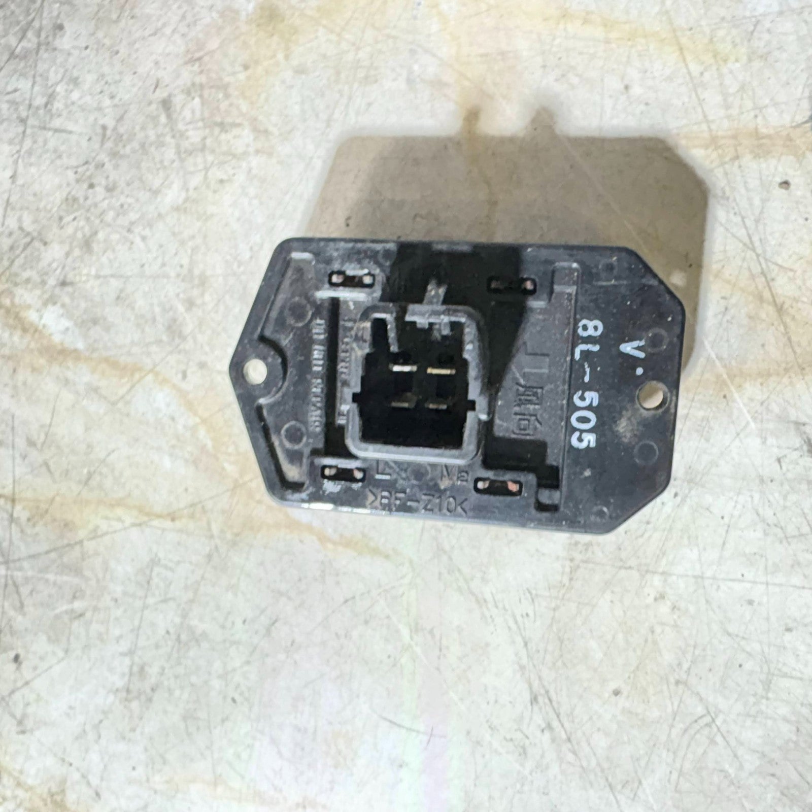 FORD FOCUS FIESTA TRANSIT HEATER BLOWER MOTOR FAN RESISTOR RHEOSTAT 8L505