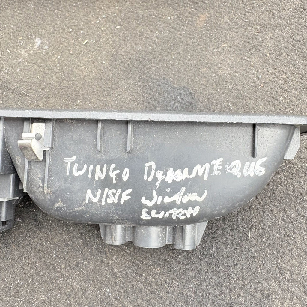 Renault Twingo Mk2 Pre-Face Passenger Front Window Switch 8200356517B