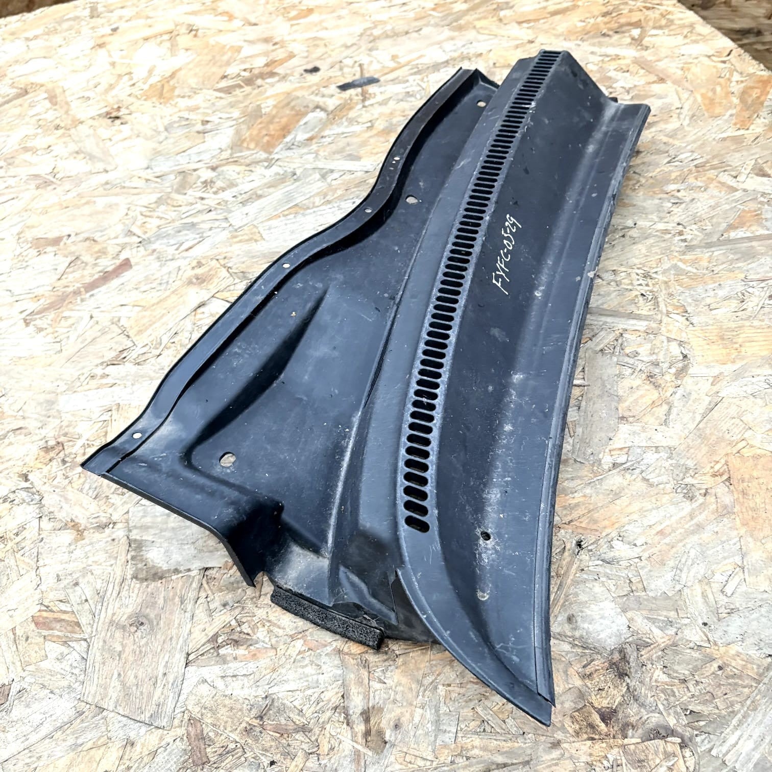 29163 H7L TOYOTA COROLLA VERSO FRONT SIDE SCUTTLE PANEL 55782-0F030
