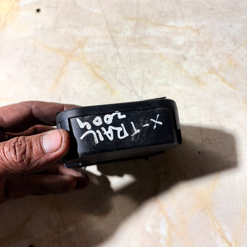 NISSAN X-TRAIL 2004 Alarm Signal Control Unit A000026