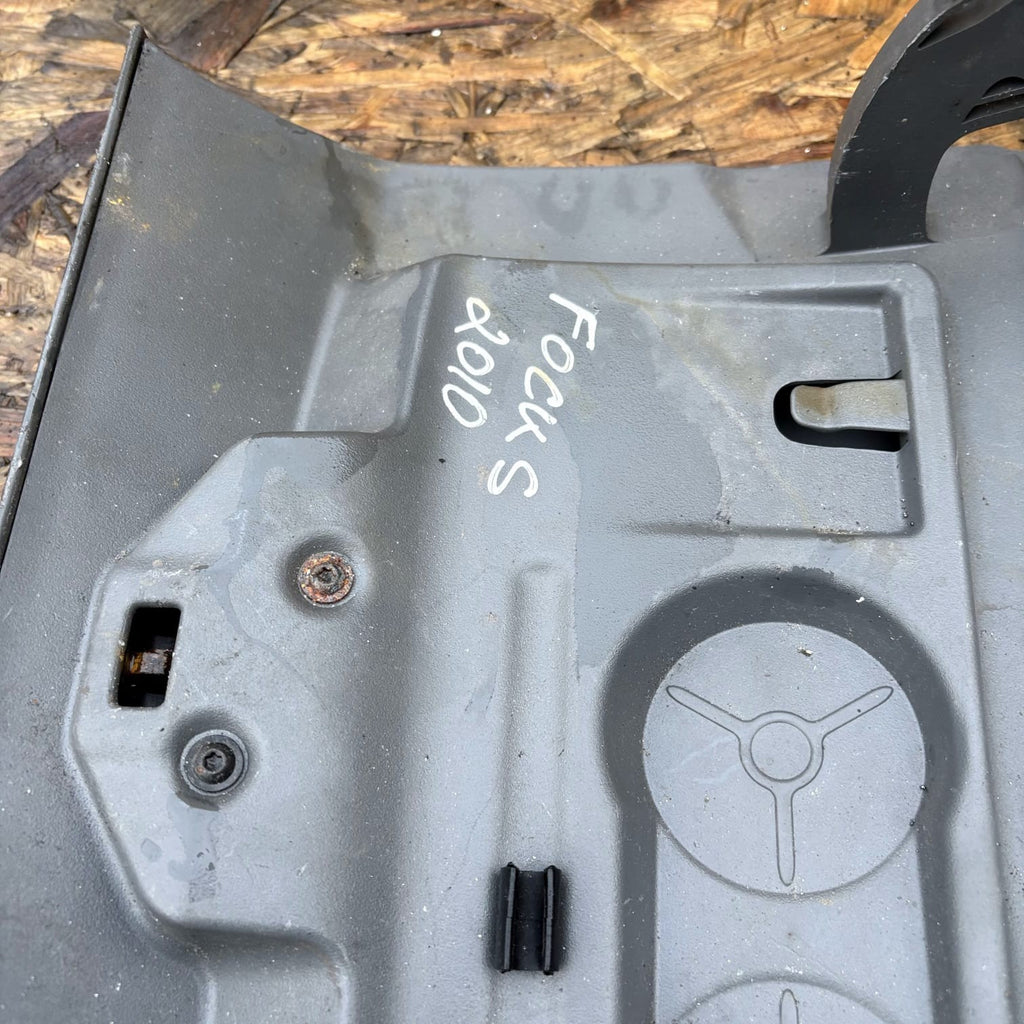 FORD FOCUS MK2 2010 GLOVE BOX 4M51 A06044 BEW