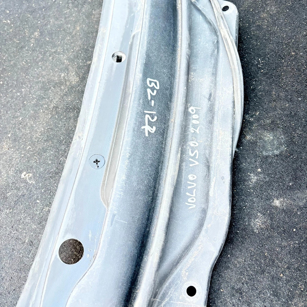 Volvo V50 Scuttle Panel Windscreen Wiper Trim Cover 2004-2012