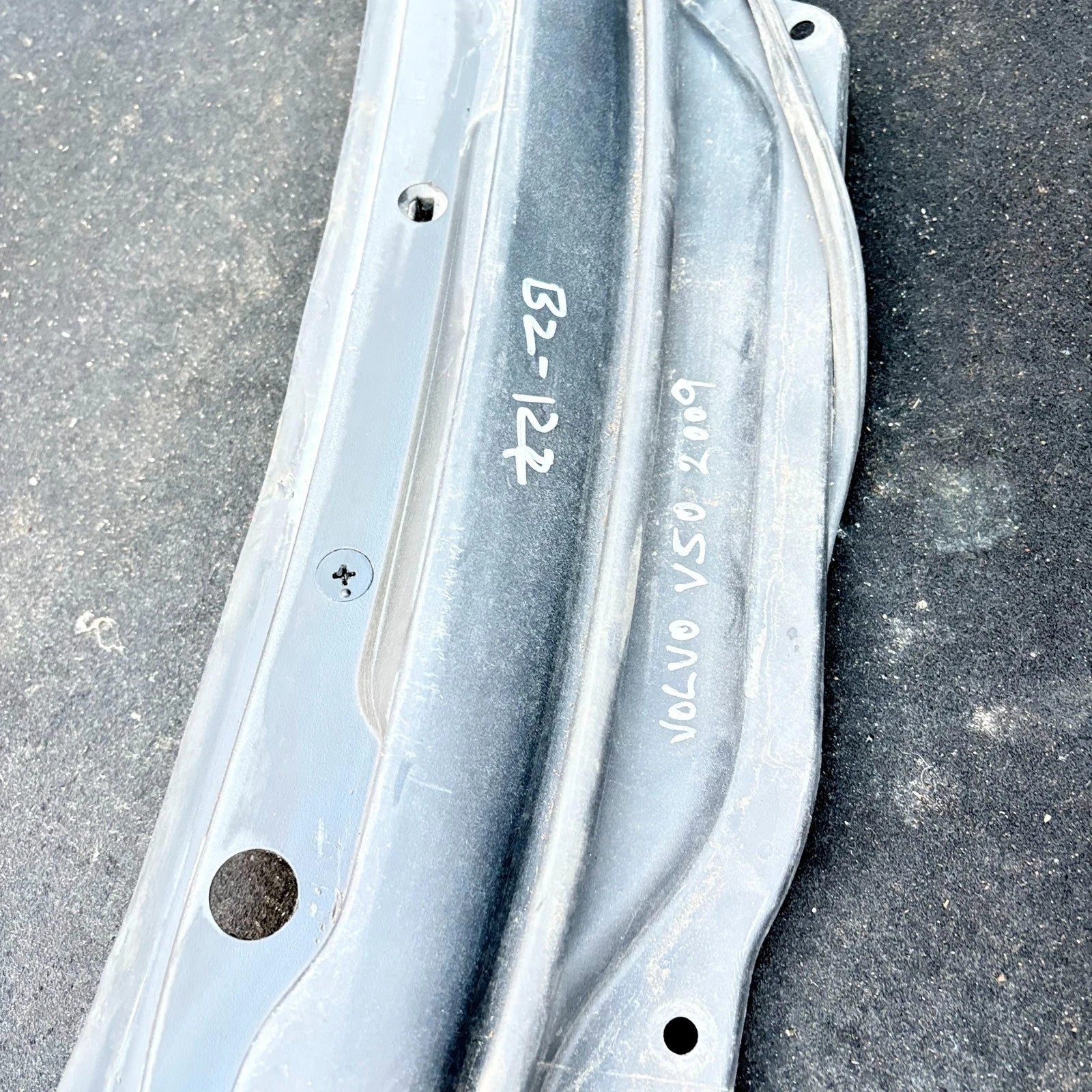 Volvo V50 Scuttle Panel Windscreen Wiper Trim Cover 2004-2012