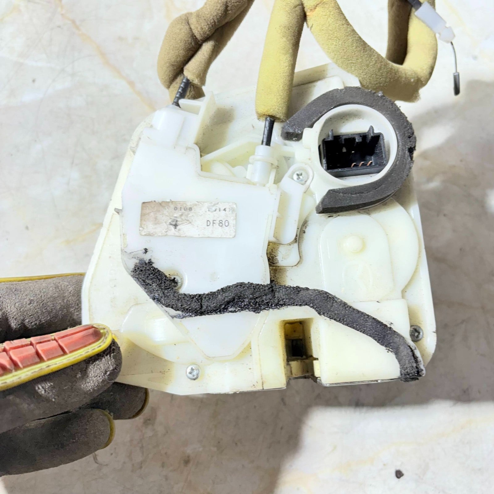 2011 MAZDA 2 PASSENGER REAR LEFT DOOR LOCK