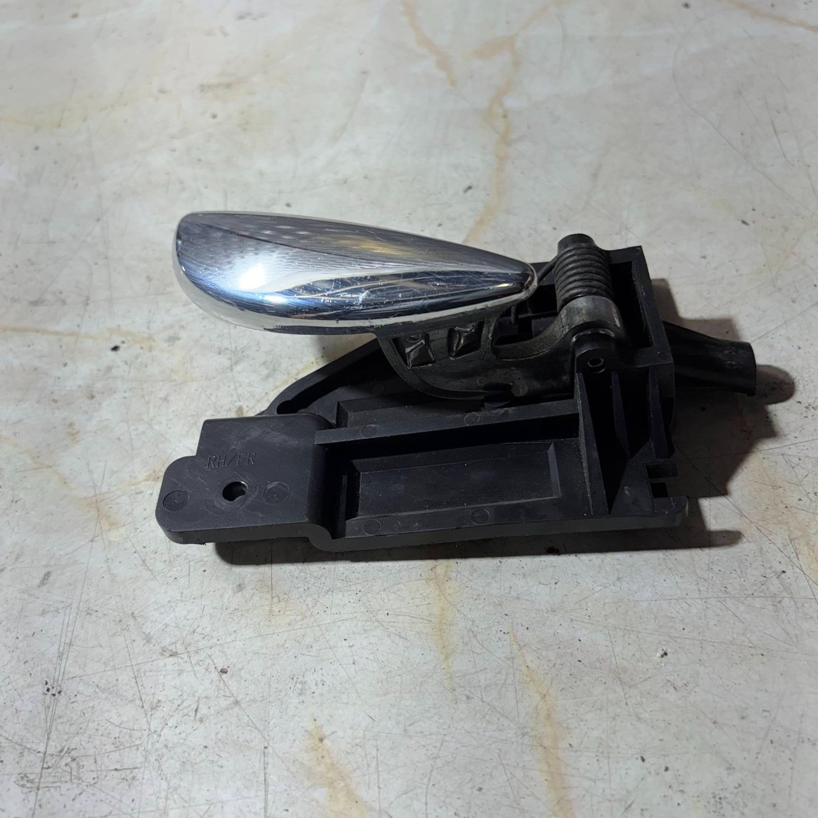 Right Driver Side Front Inner Door Handle for MG 2004