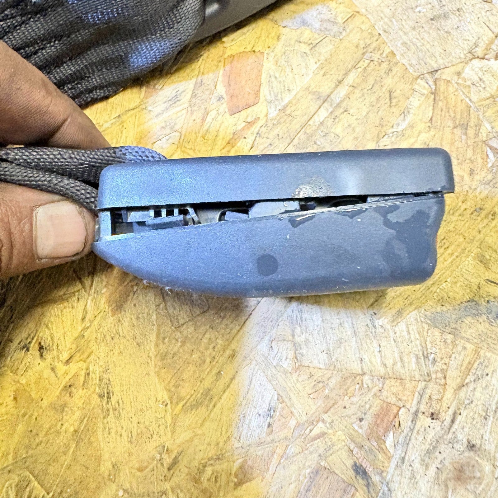 Daihatsu Sirion 2009 Seat Belt Buckle Rear Passenger Left Side