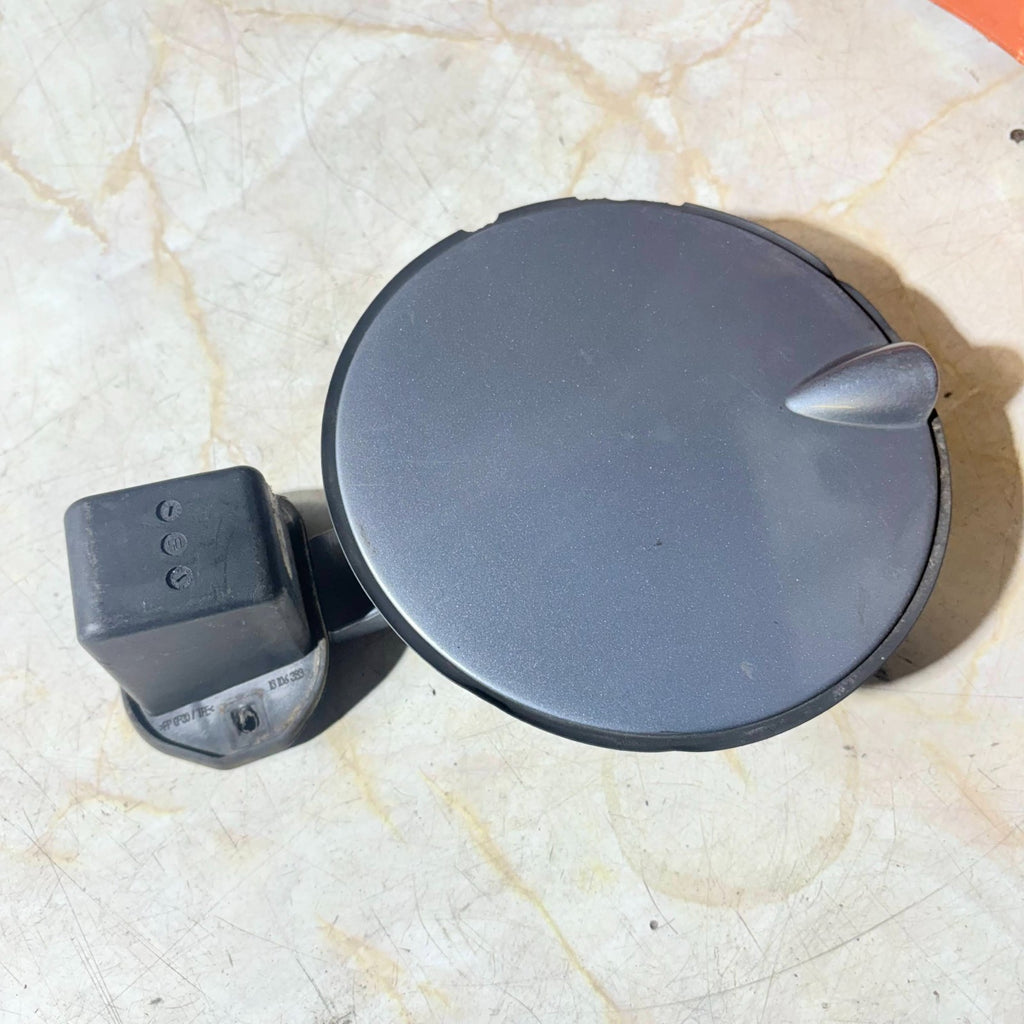Vauxhall Signum Vectra C Fuel Tank Cap Cover Lid 13106381
