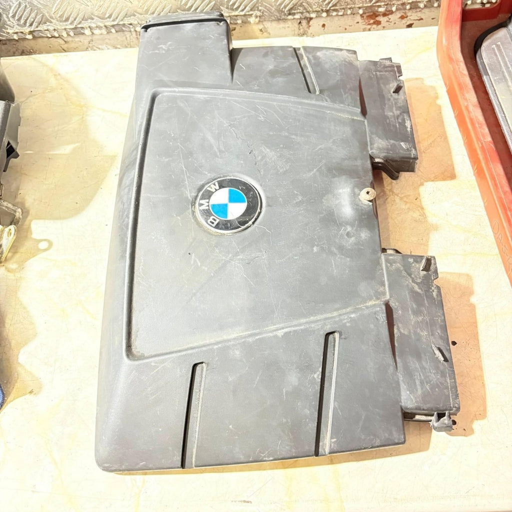 BMW 3 Series E90 E92 E93 06-13 Petrol Engine Air Intake Manifold Cover 7560918