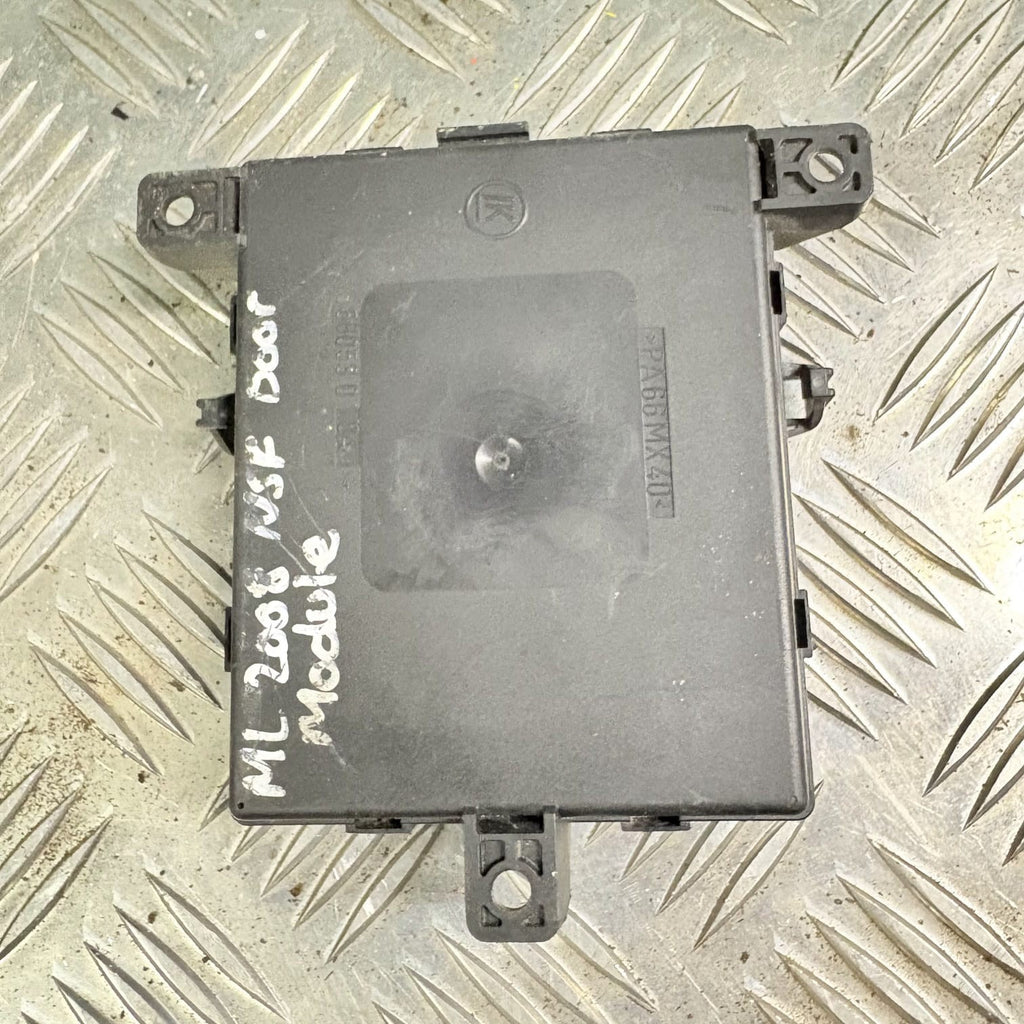 MERCEDES-BENZ M W164 Passenger Front 2008 Other Control Units A1648200385
