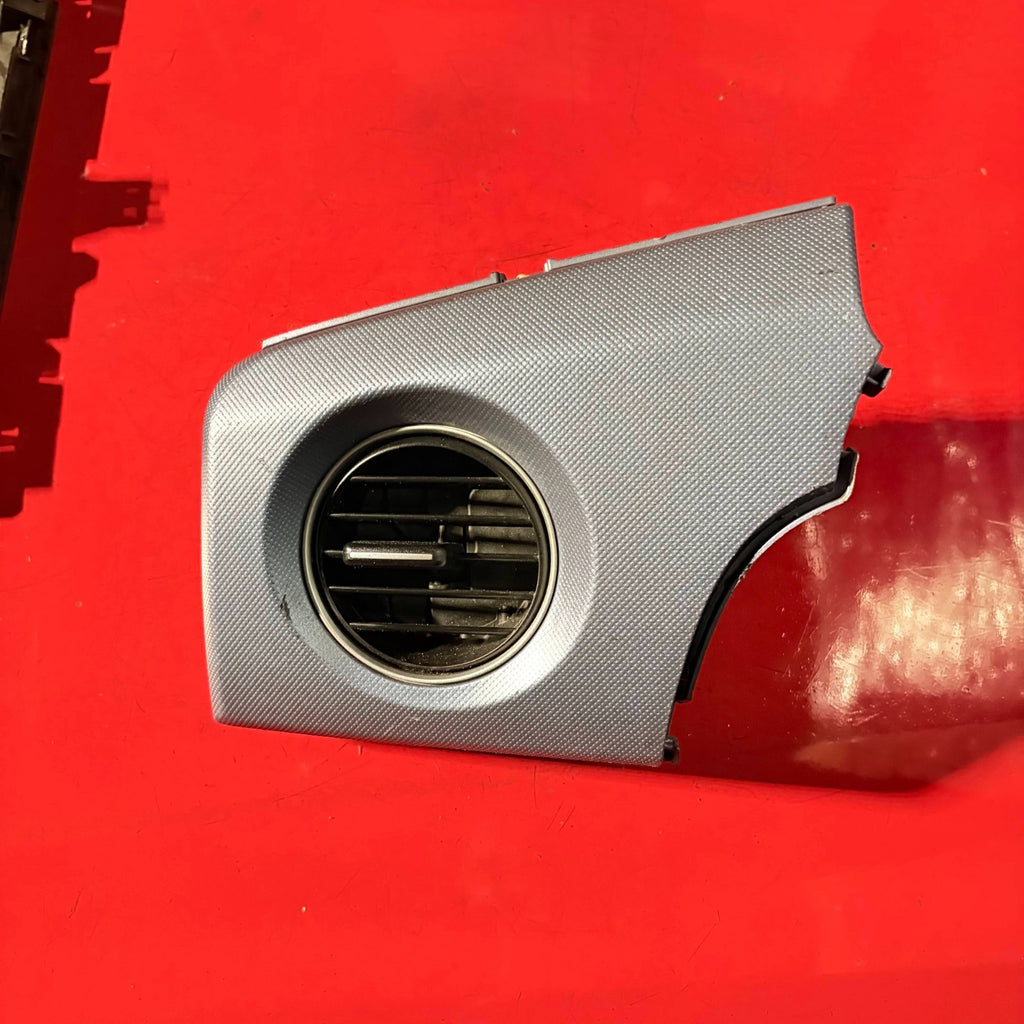 HYUNDAI I10 SE MK2 2007-2019 FRONT DRIVERS SIDE DASHBOARD AIR VENT 84760-0X900