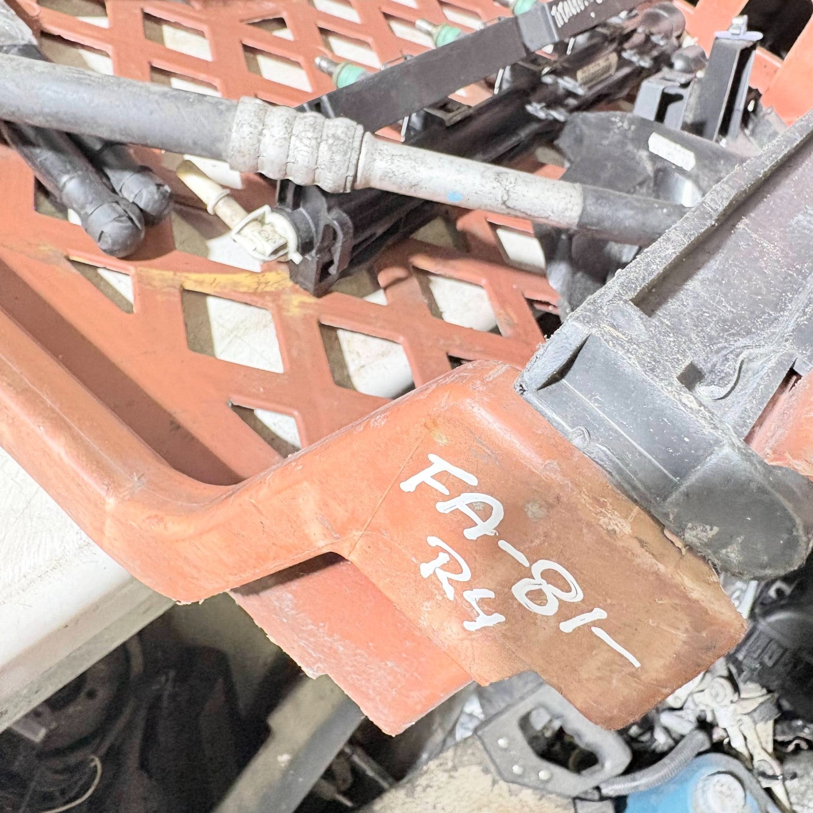 FORD FIESTA ST BOOT HINGES PAIR 2013-2017