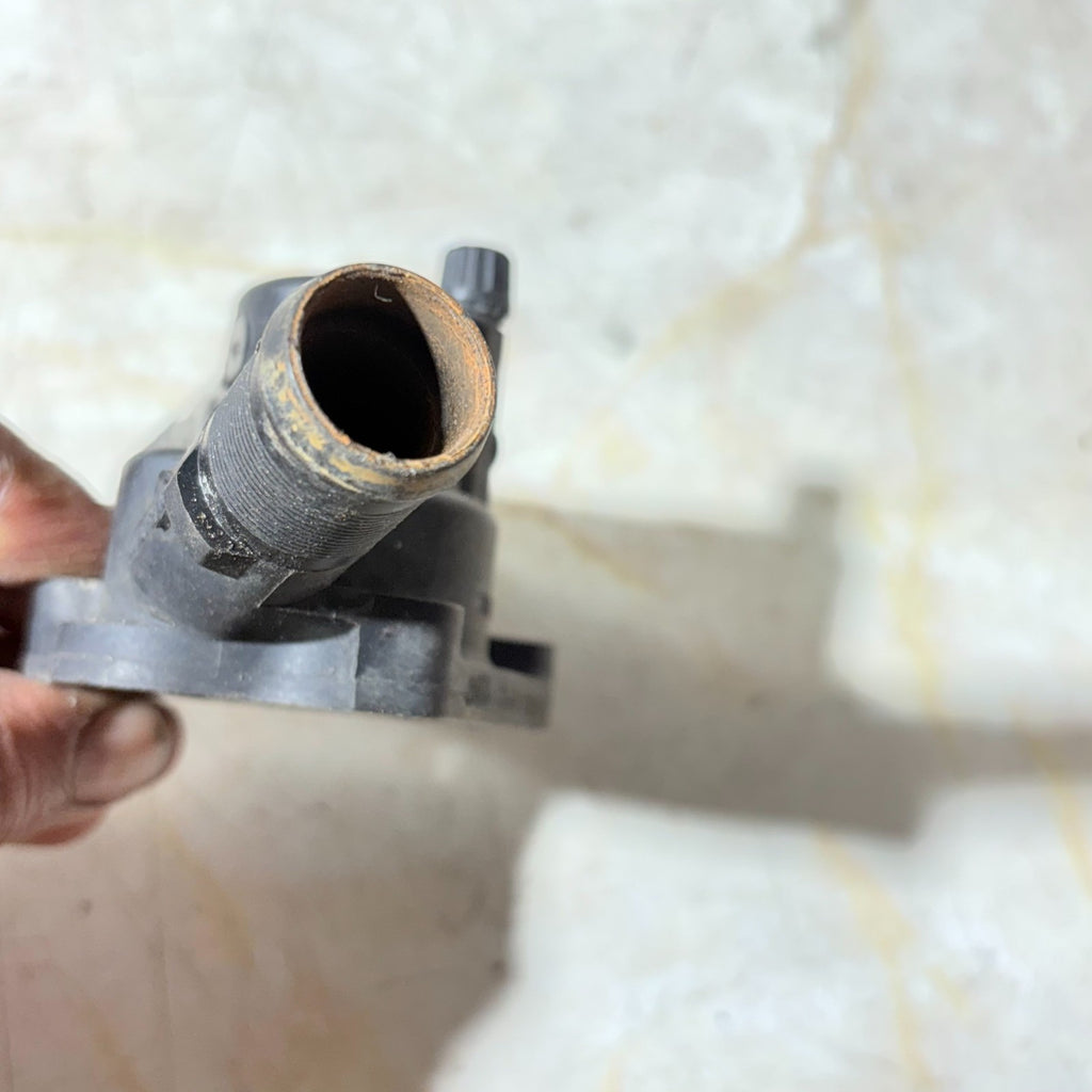 THERMOSTAT HOUSING FOR PROTON 2000