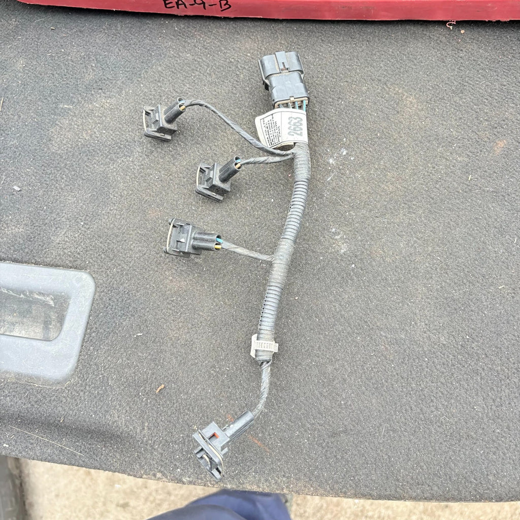 CHEVROLET SPARK FUEL INJECTORS WIRING LOOM 94572663 (10-14)
