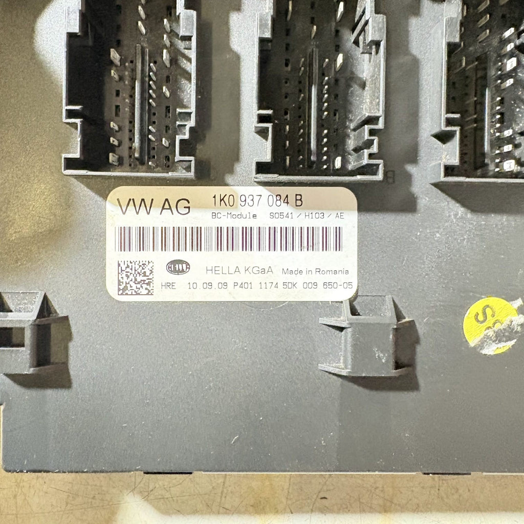 VW Golf Mk6 Body Control Module BCM J519 1K0937084B 2008-2013