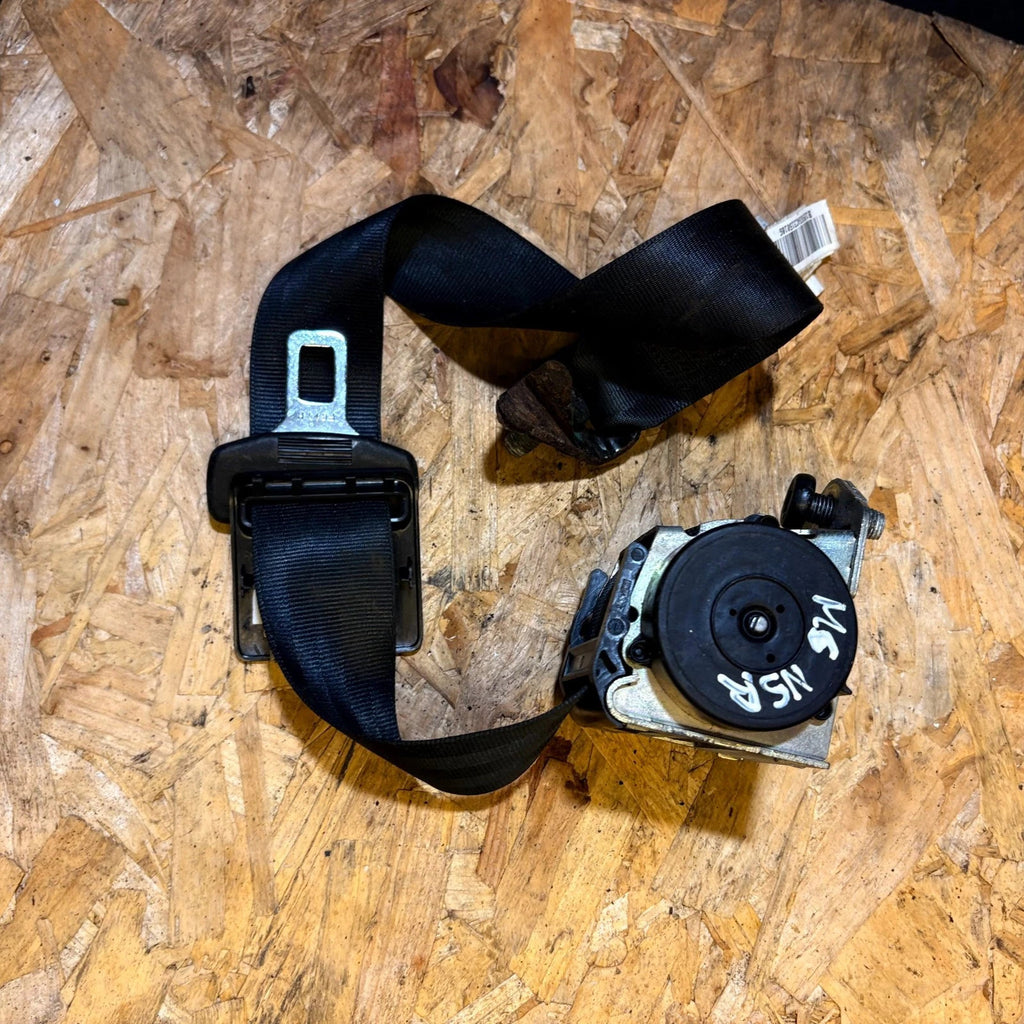 MG 6 LEFT PASSENGER SIDE REAR SEAT BELT