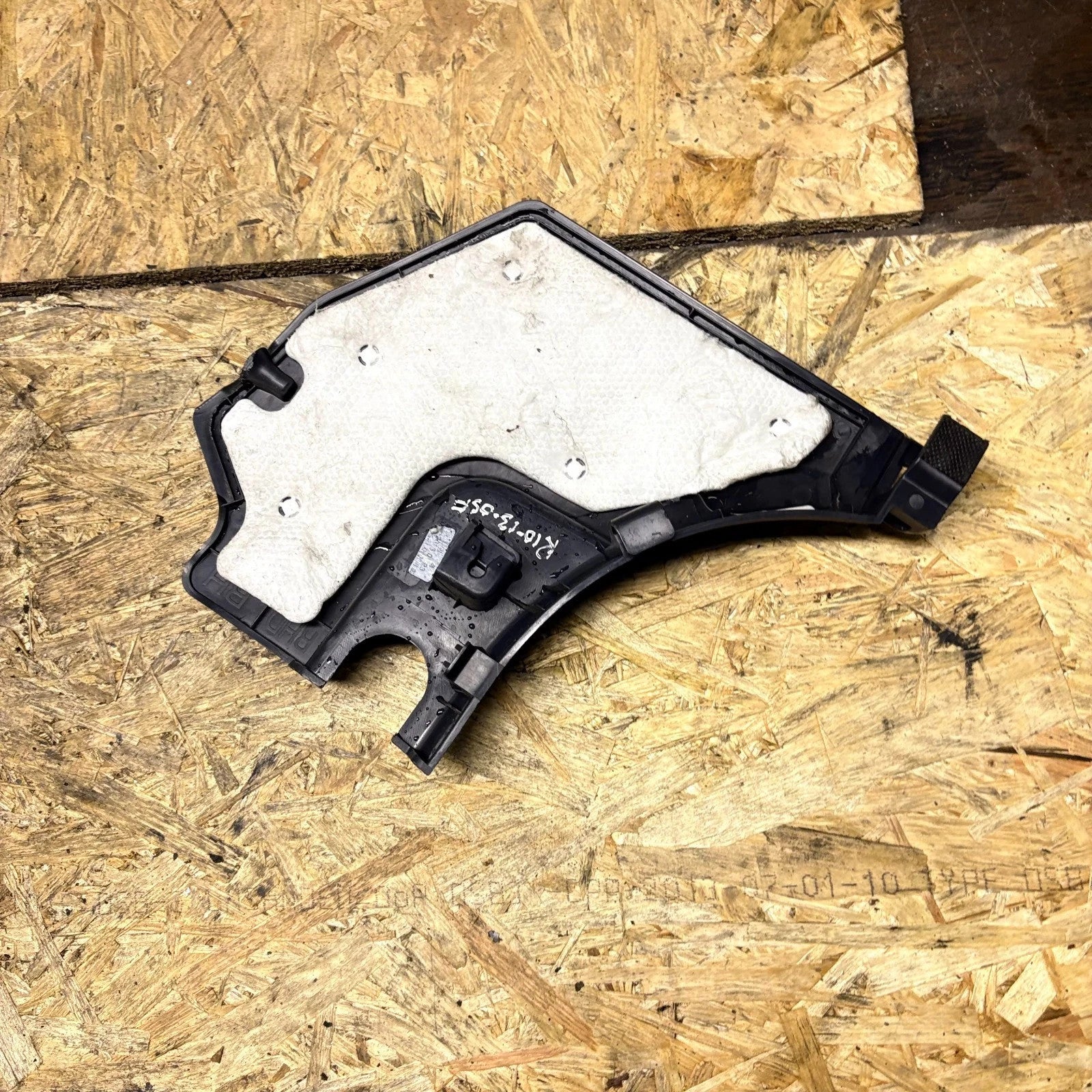 2014-2019 Kia Soul RH/OS Front Door Cowl Trim Kick Panel 85826B2000EQ