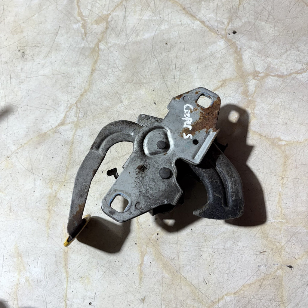 2003 MINI COOPER PETROL FRONT BONNET CATCH LOCK
