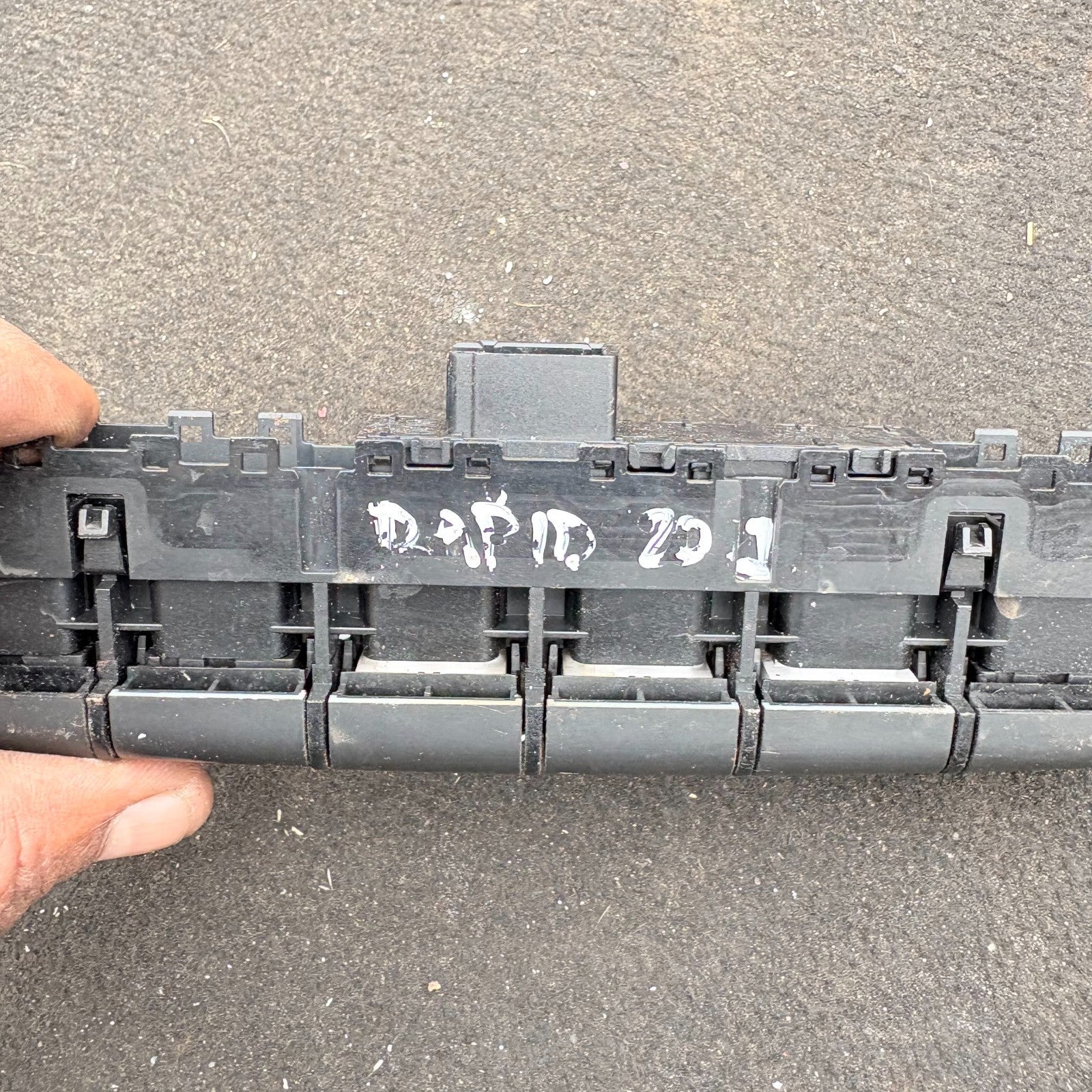 SKODA RAPID 2012-2018 MULTI FUNCTION ESP DOOR LOCK SWITCH PANEL 10207305