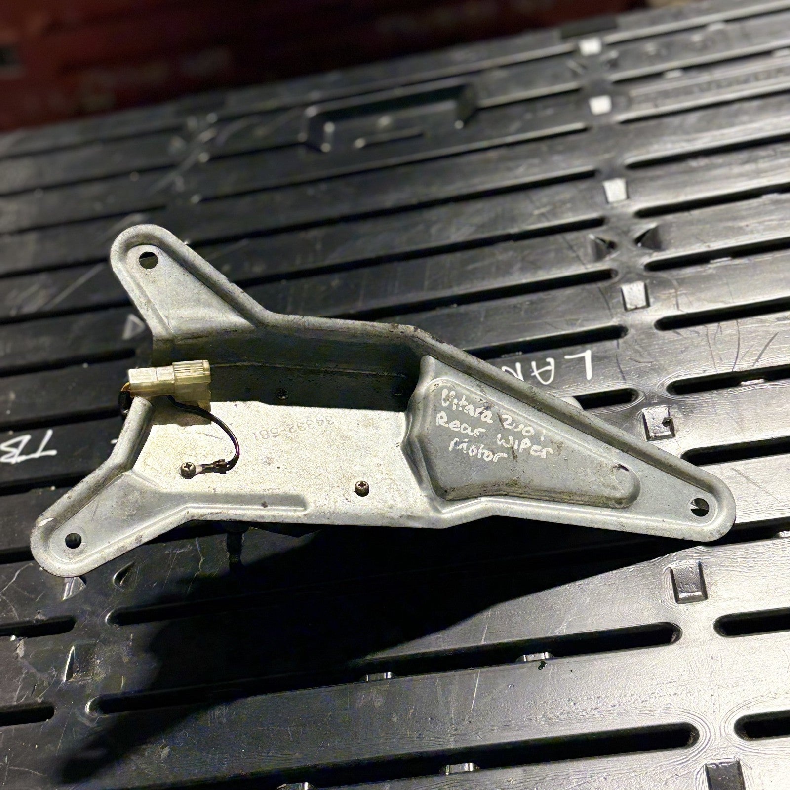 SUZUKI GRAND VITARA 2005-2014 REAR WIPER MOTOR