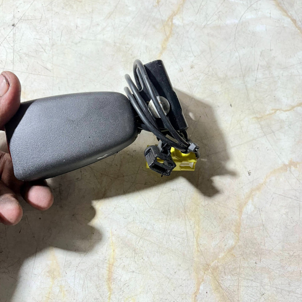 Volvo C40 Recharge Rear Right Seat Belt Buckle Latch Driver Side RHD 2021-2025