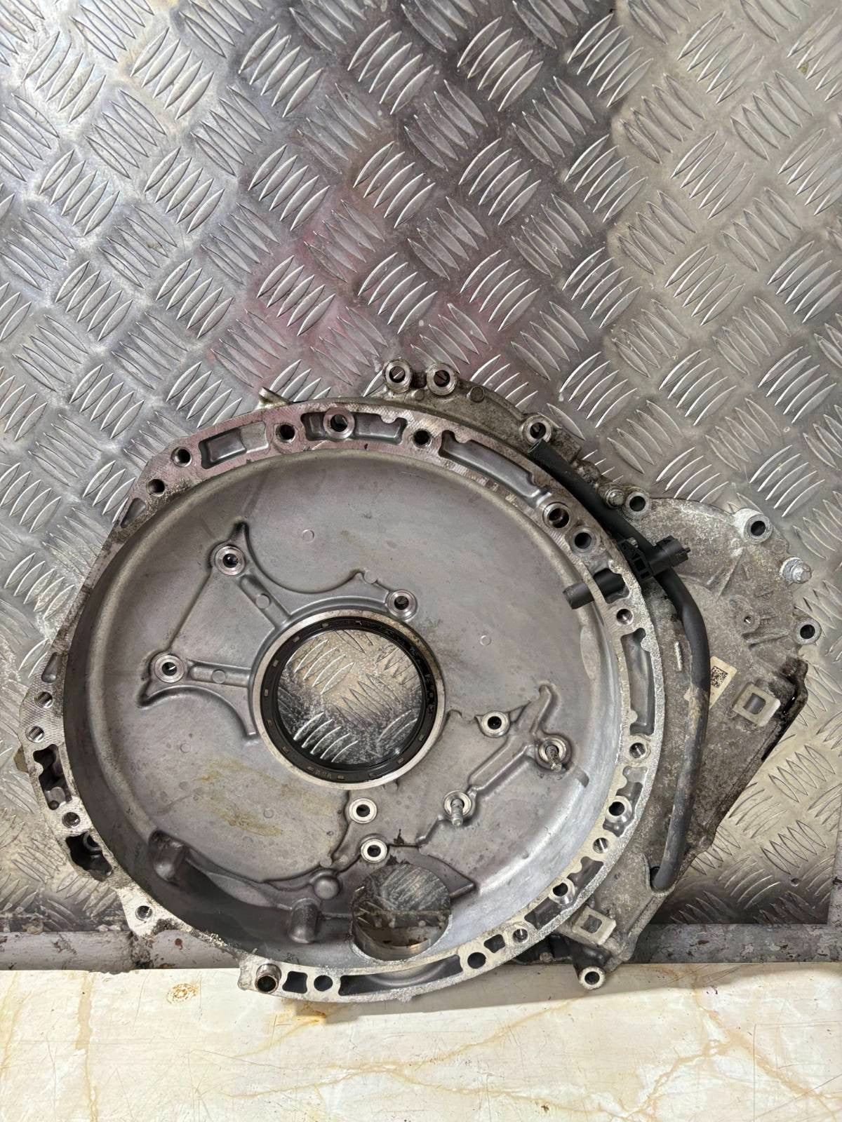 Mercedes E-Class W212 S212 2.1 CDI OM651 Crankshaft Housing Cover A6510151402